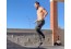 Saltar a corda amb calçat minimalista: Una opció òptima per a la salut i la forma física